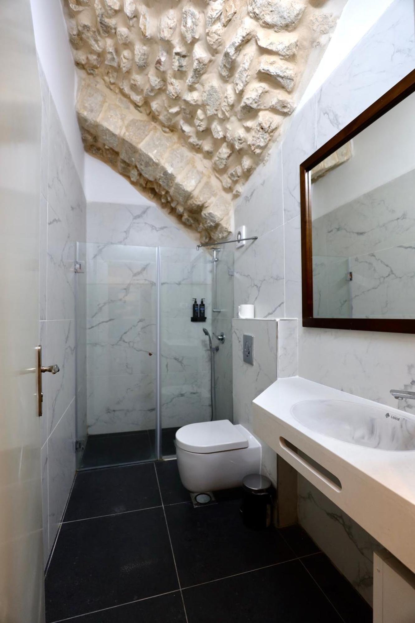 Petrakis Inn Йерусалим Екстериор снимка