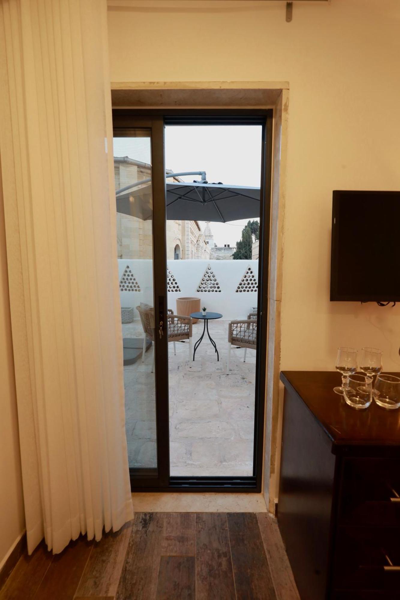 Petrakis Inn Йерусалим Екстериор снимка
